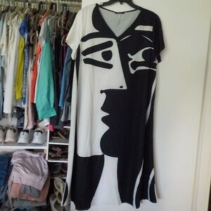 Black/White Face Midi Dress